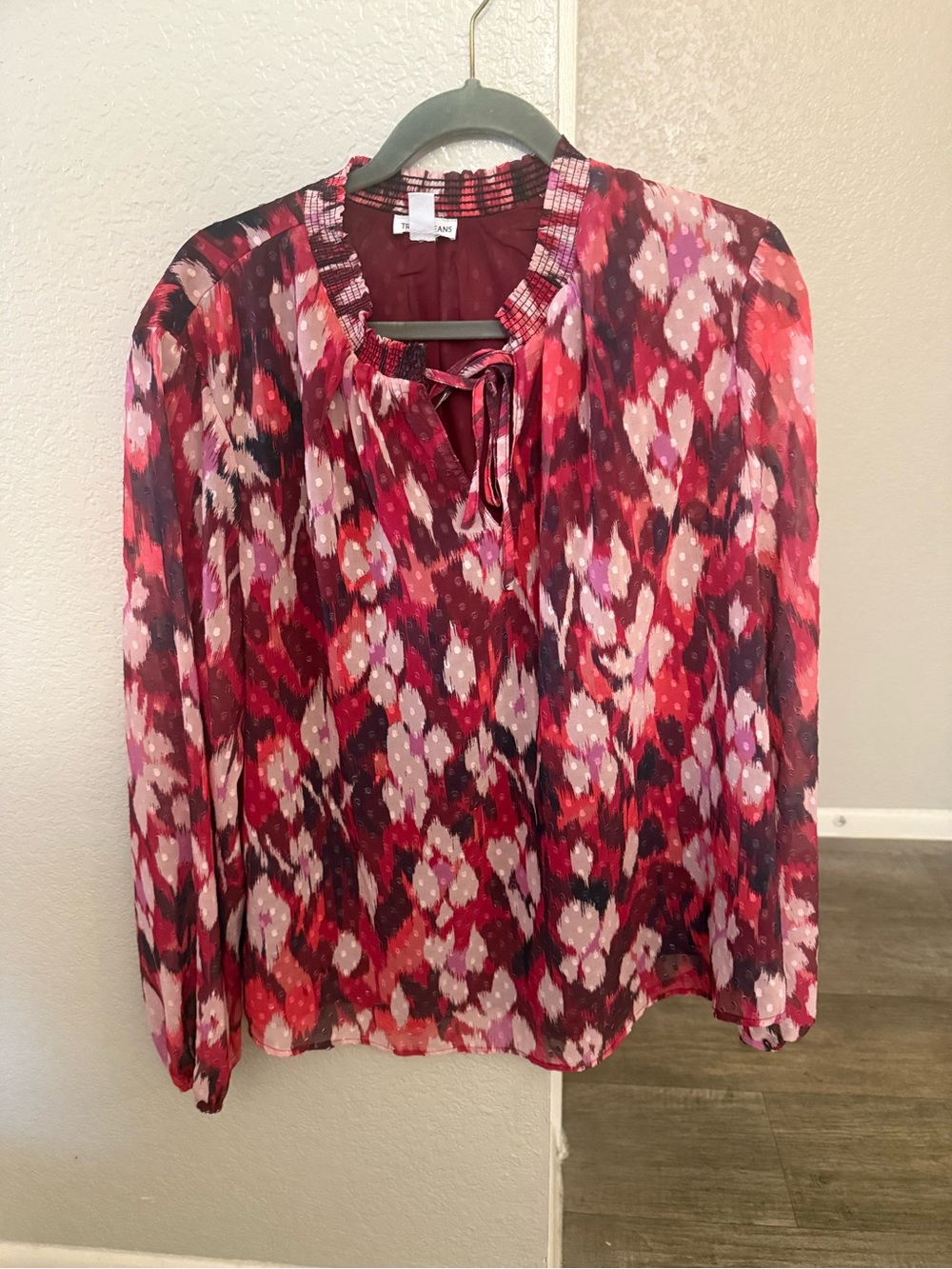 Tie-Neck Printed Blouse in Red and Pink